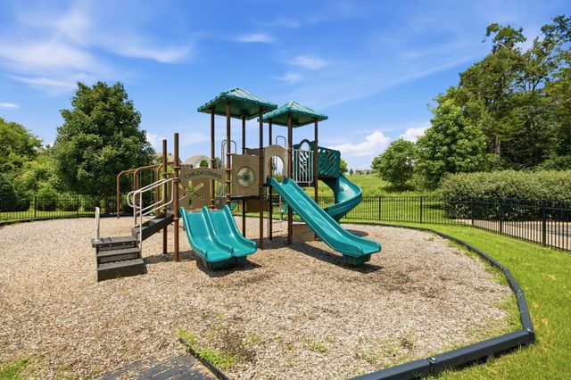 5146 Mountainbrook Cir, Hermitage, TN 37076