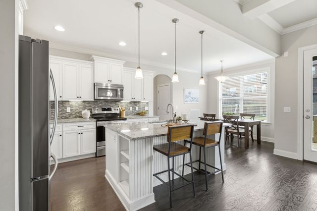 5146 Mountainbrook Cir, Hermitage, TN 37076