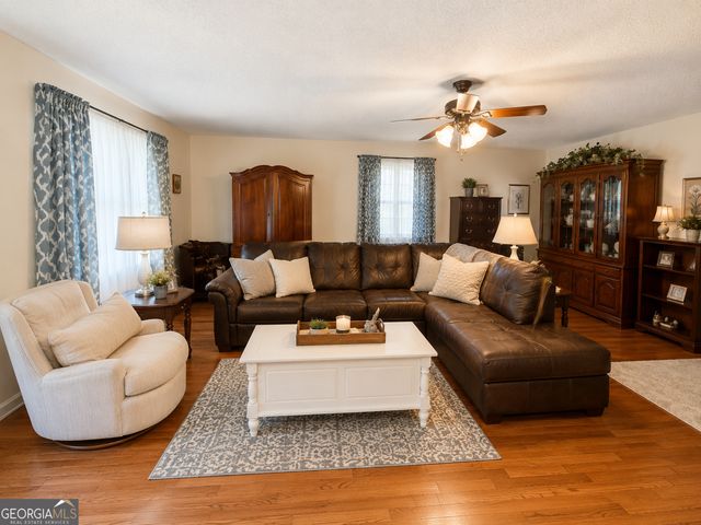 455 Wildwood Drive, Chatsworth, GA 30705