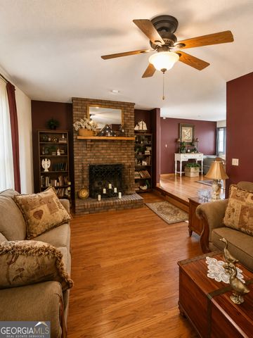 455 Wildwood Drive, Chatsworth, GA 30705