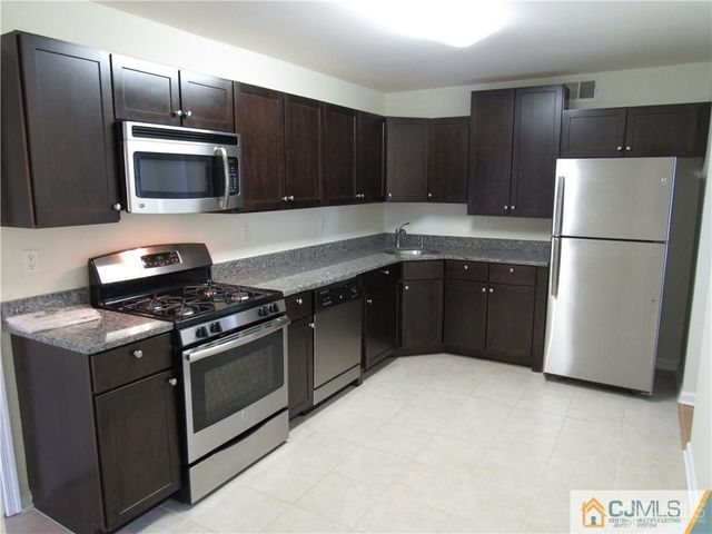 701 Stony Brook Way, North Brunswick, NJ 08902