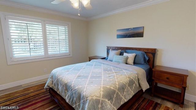 4180 Looking Glass LN 4104, Naples, FL 34112