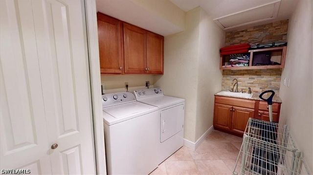 4180 Looking Glass LN 4104, Naples, FL 34112