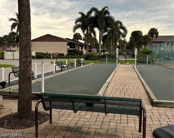 4180 Looking Glass LN 4104, Naples, FL 34112