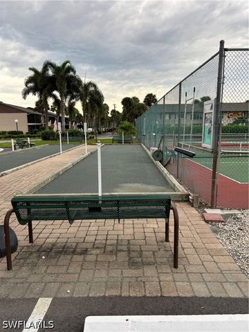 4180 Looking Glass LN 4104, Naples, FL 34112