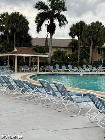 4180 Looking Glass LN 4104, Naples, FL 34112