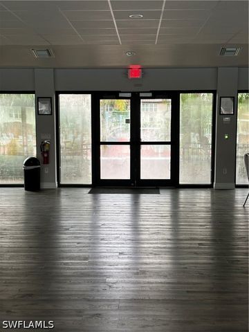 4180 Looking Glass LN 4104, Naples, FL 34112