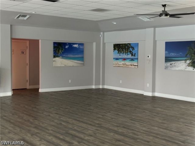 4180 Looking Glass LN 4104, Naples, FL 34112