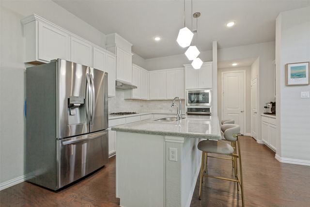 2510 Westbank Trail, Garland, TX 75042