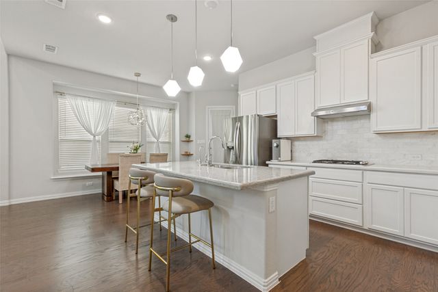 2510 Westbank Trail, Garland, TX 75042