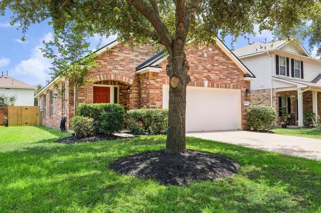 20607 Ranch Mill Ln, Cypress, TX 77433