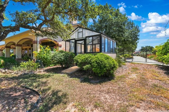 1017 Star Ridge, Spring Branch, TX 78070
