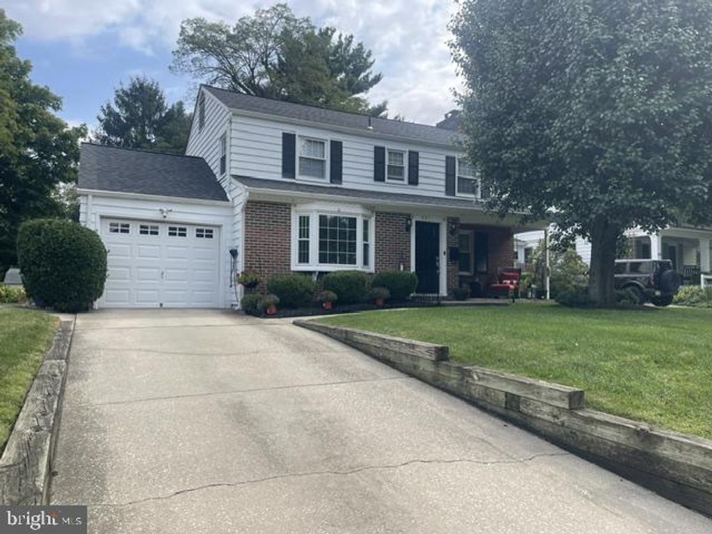 321 N STANWICK RD, MOORESTOWN, NJ 08057 — photo 3