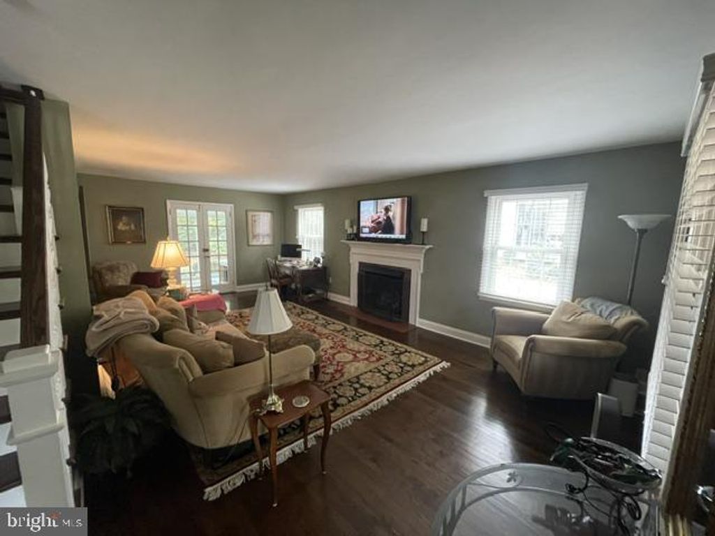 321 N STANWICK RD, MOORESTOWN, NJ 08057 — photo 4