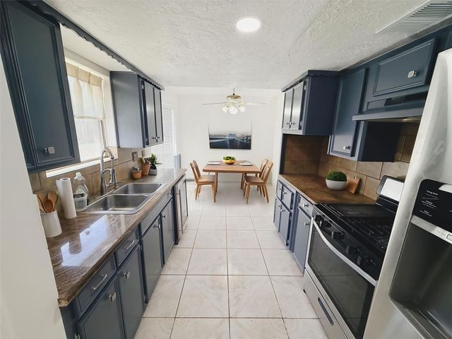 9231 Friendship Road, Houston, TX 77080