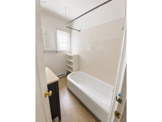 4300 N MONTANA Ave, Portland, OR 97217