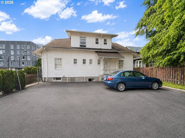 4300 N MONTANA Ave, Portland, OR 97217