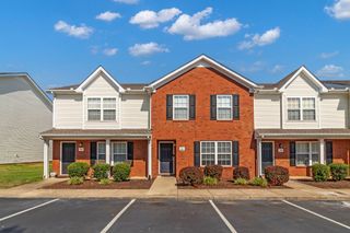 1028 Shaman Xing, Murfreesboro, TN 37128