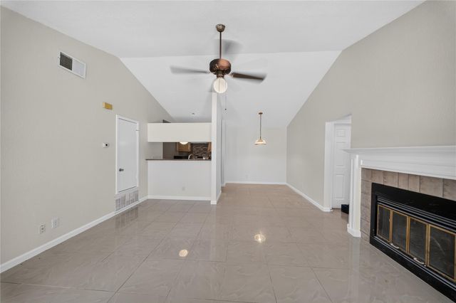 339 FANTAIL LOOP B, Austin, TX 78734