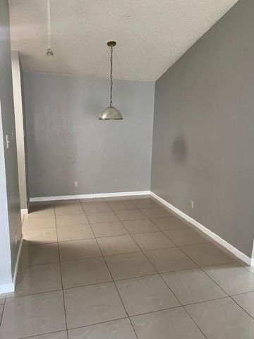 339 FANTAIL LOOP B, Austin, TX 78734