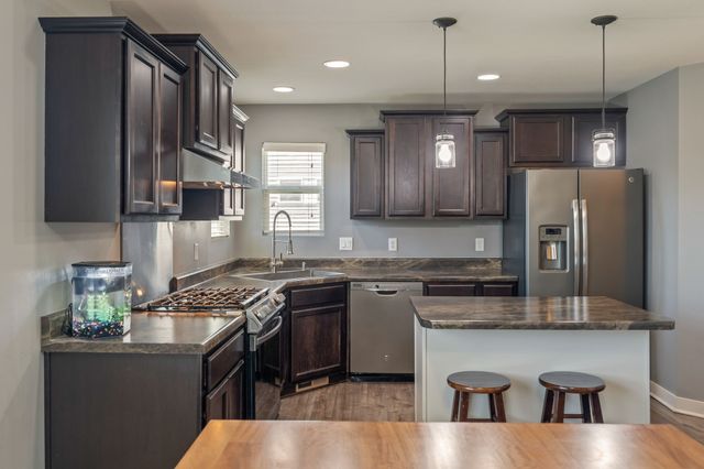 4911 Richmond Avenue, Des Moines, IA 50317