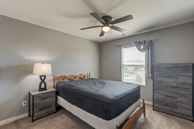 4911 Richmond Avenue, Des Moines, IA 50317