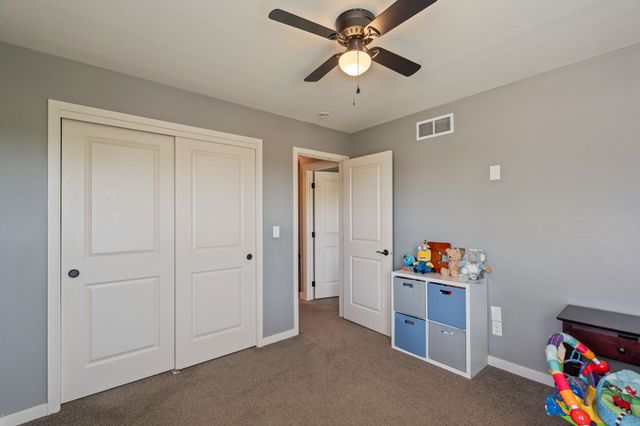 4911 Richmond Avenue, Des Moines, IA 50317