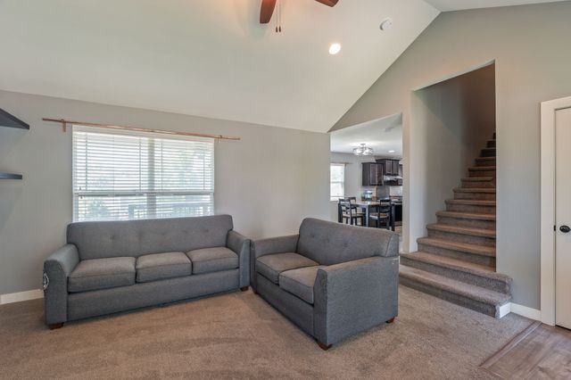 4911 Richmond Avenue, Des Moines, IA 50317