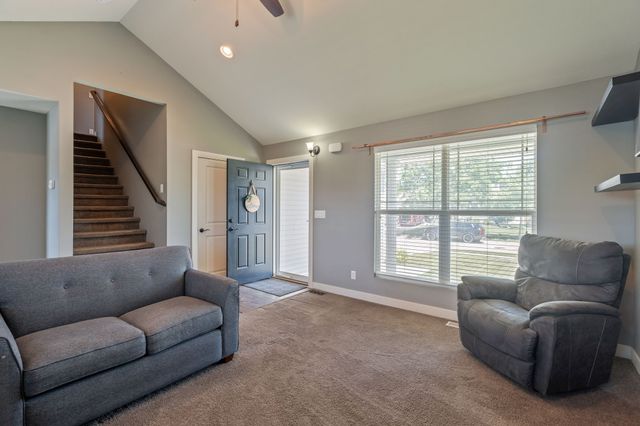 4911 Richmond Avenue, Des Moines, IA 50317