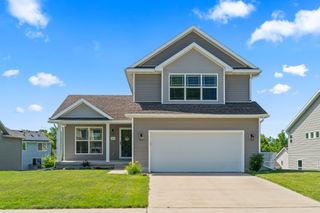4911 Richmond Avenue, Des Moines, IA 50317
