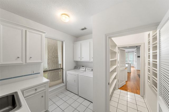 2910 Chaucer Drive, Montgomery, TX 77356