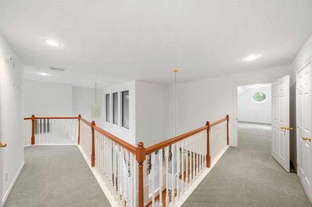 2910 Chaucer Drive, Montgomery, TX 77356