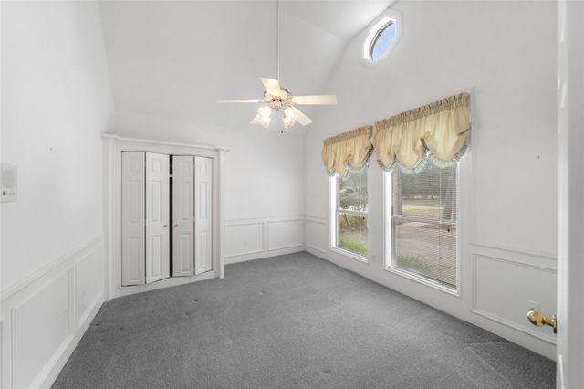 2910 Chaucer Drive, Montgomery, TX 77356