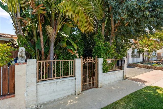 2707 S El Camino Real, San Clemente, CA 92672