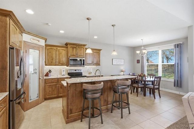 21936 W 175th Terrace, Olathe, KS 66062