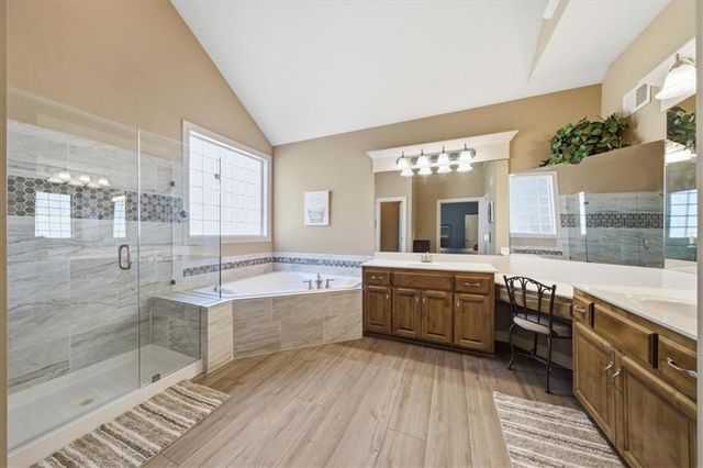 21936 W 175th Terrace, Olathe, KS 66062