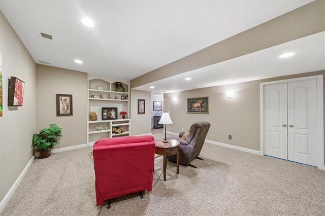 21936 W 175th Terrace, Olathe, KS 66062
