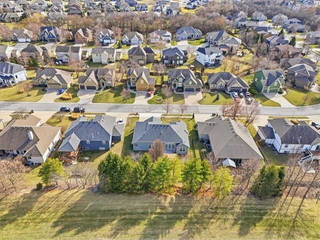 21936 W 175th Terrace, Olathe, KS 66062