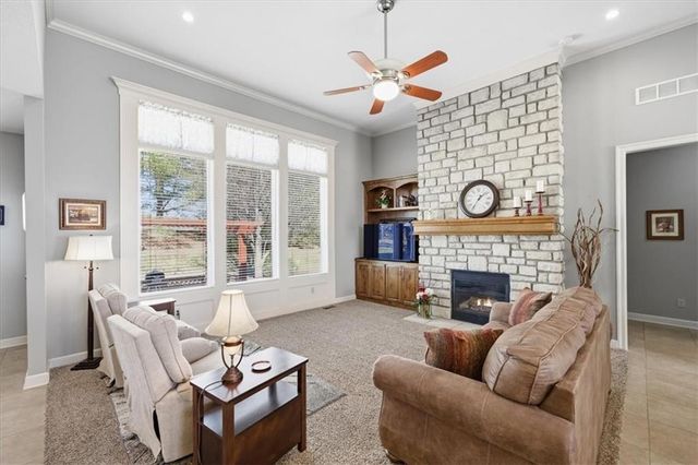 21936 W 175th Terrace, Olathe, KS 66062