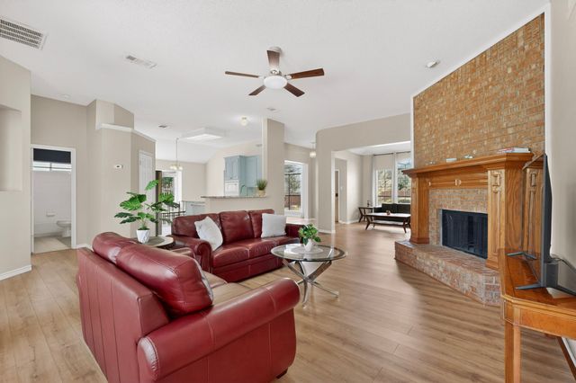 320 Elizabeth Trail, Murphy, TX 75094