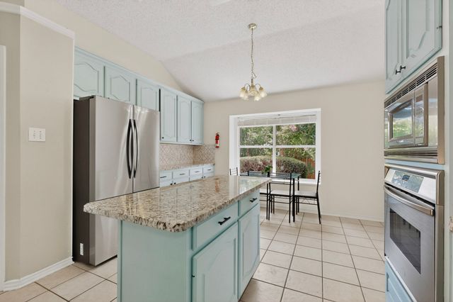 320 Elizabeth Trail, Murphy, TX 75094