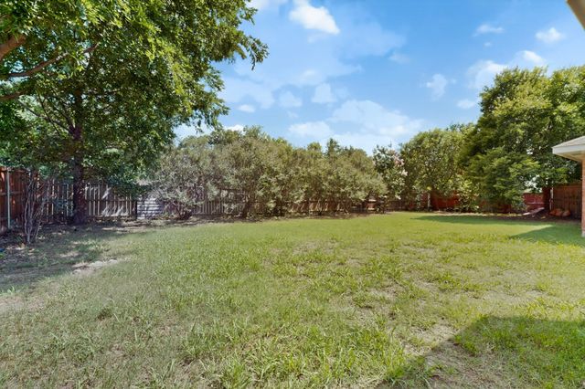 320 Elizabeth Trail, Murphy, TX 75094