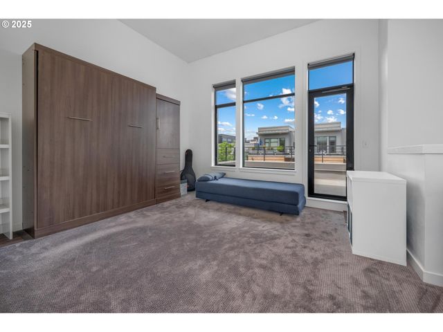 1634 Nw RIVERSCAPE St, Portland, OR 97209