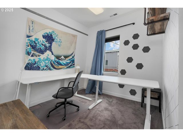 1634 Nw RIVERSCAPE St, Portland, OR 97209