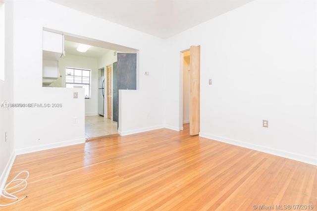 915 8th St 201, Miami Beach, FL 33139