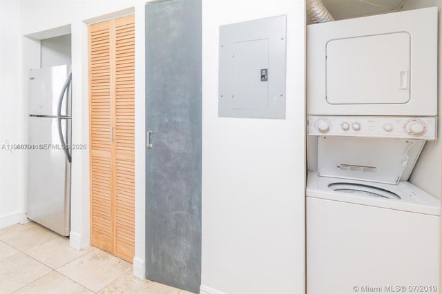 915 8th St 201, Miami Beach, FL 33139