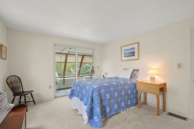 3 Tattler Cir, Bourne, MA 02532
