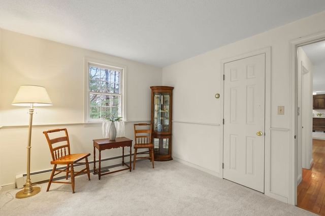 3 Tattler Cir, Bourne, MA 02532