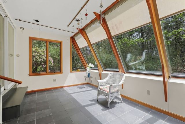3 Tattler Cir, Bourne, MA 02532