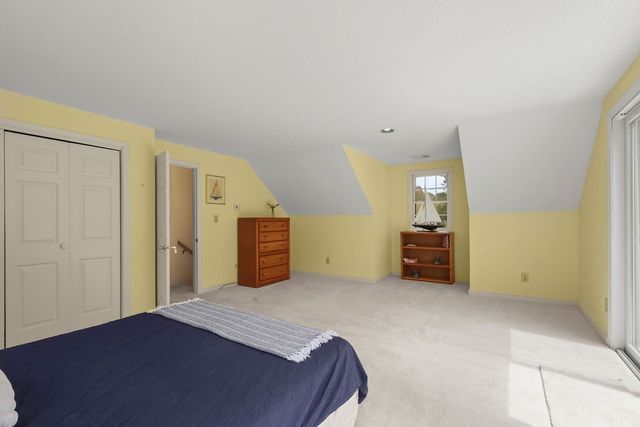 3 Tattler Cir, Bourne, MA 02532